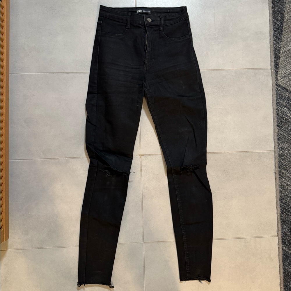 Zara Women's Black Ripped Skinny Jeans